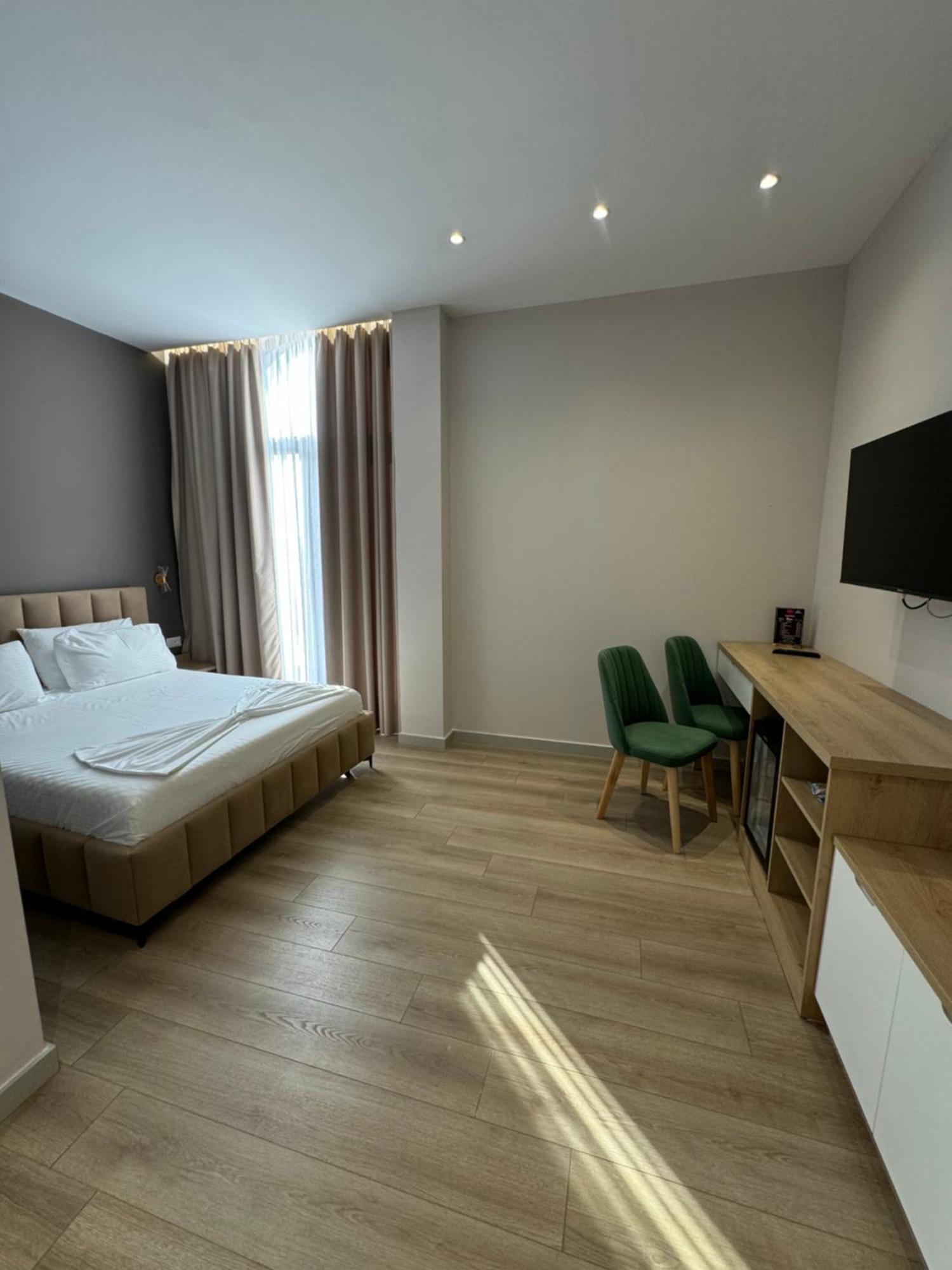Hotel Panorama & Spa Elbasan Luaran gambar
