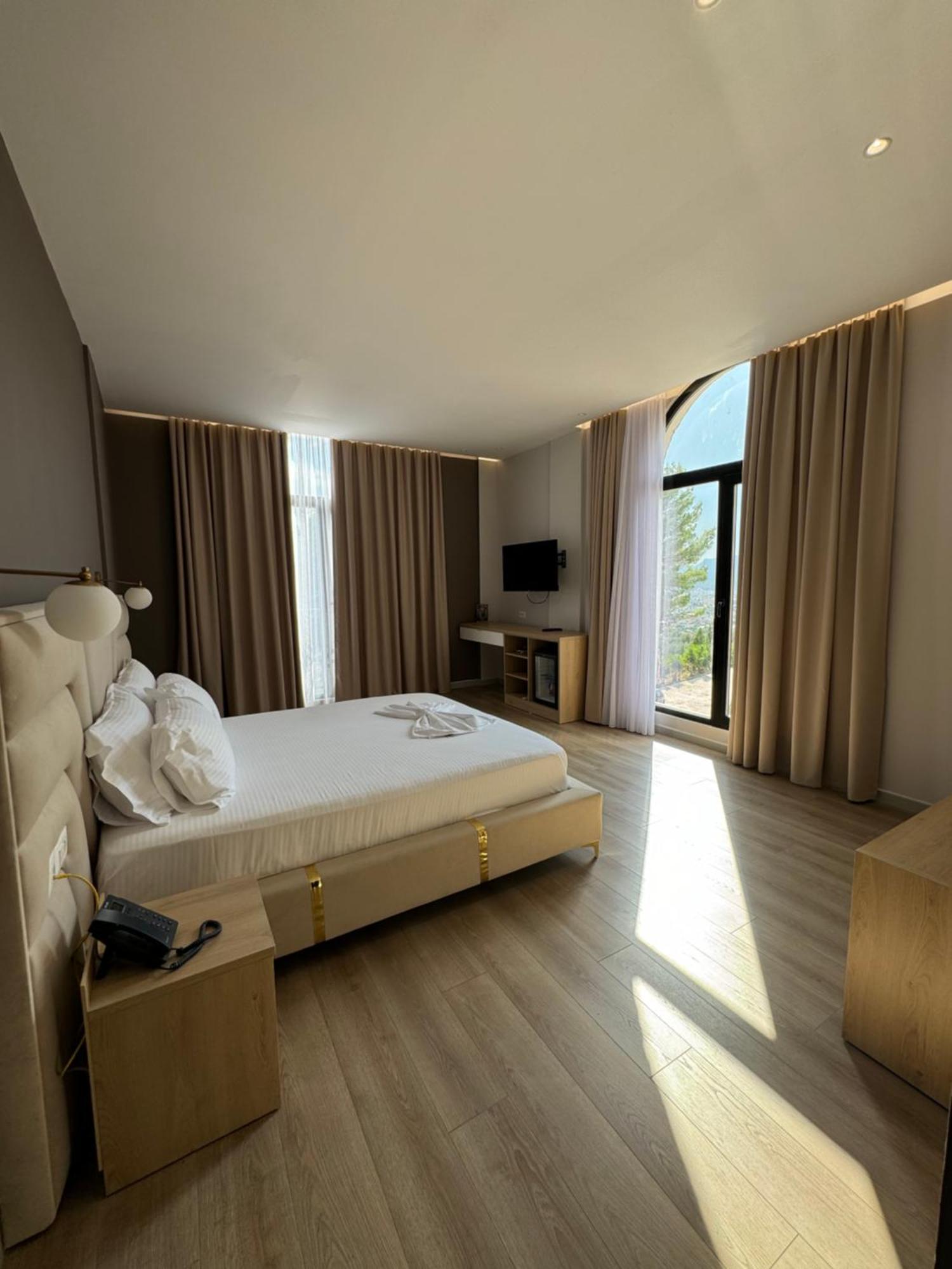 Hotel Panorama & Spa Elbasan Luaran gambar