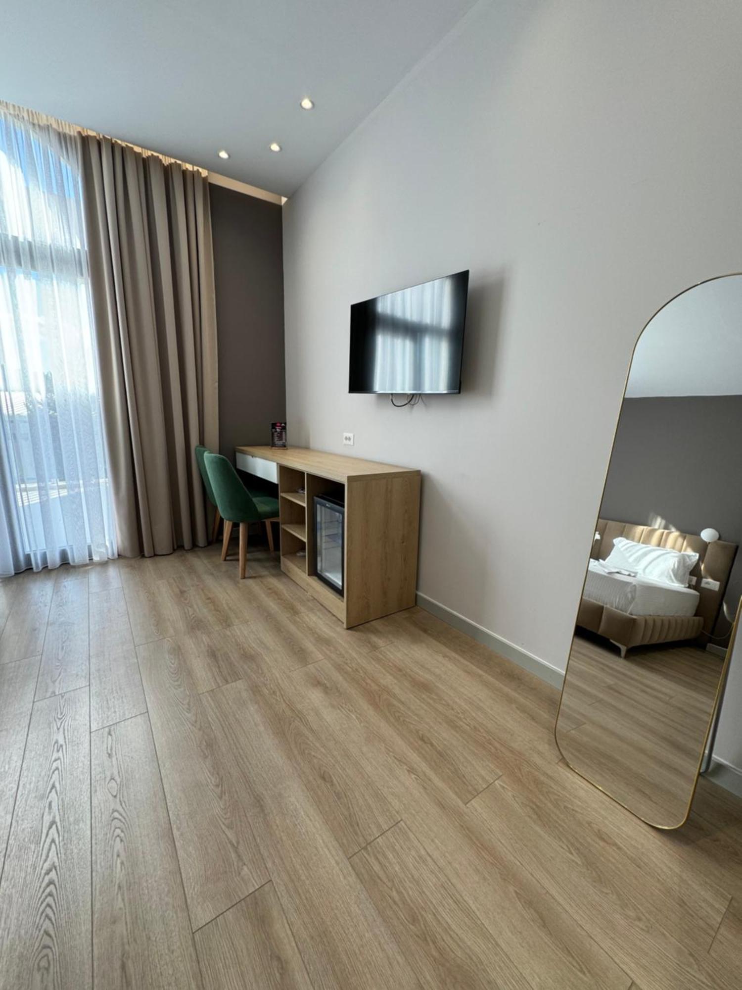 Hotel Panorama & Spa Elbasan Luaran gambar