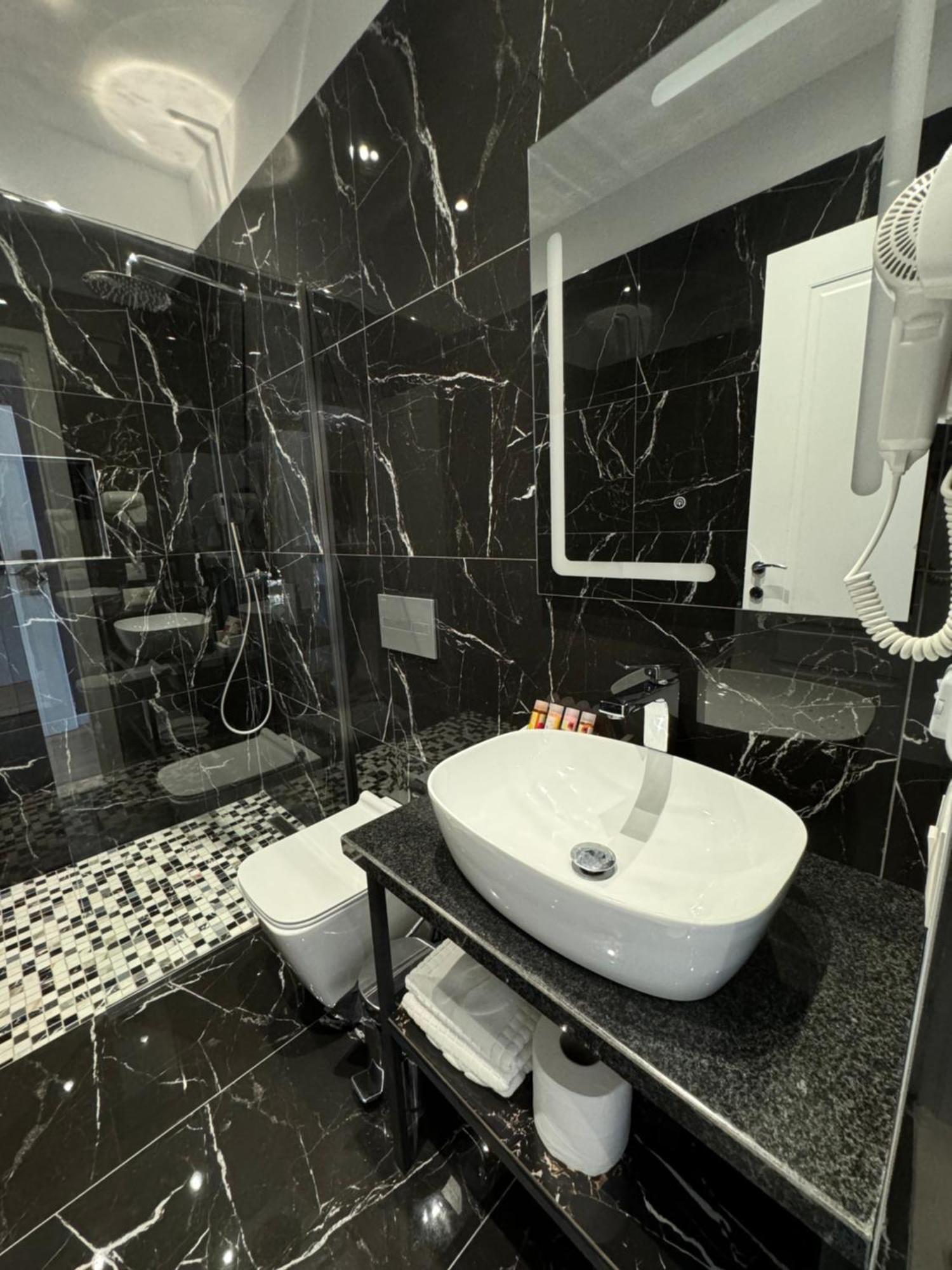 Hotel Panorama & Spa Elbasan Luaran gambar